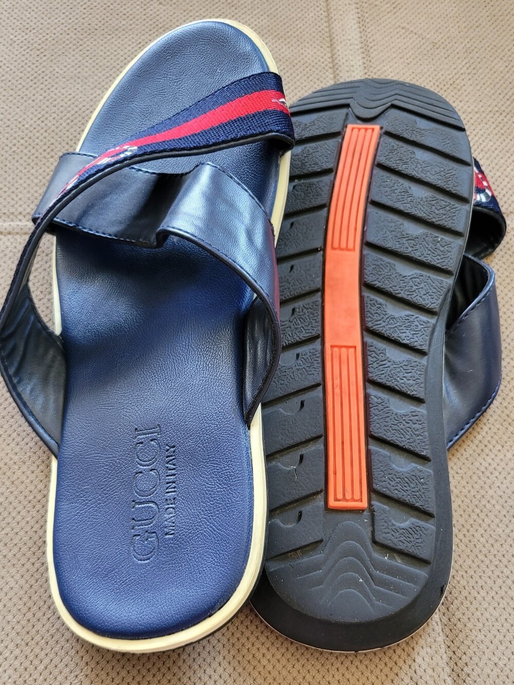 Gucci Navy Leather Sandals Red Accents & Snake Emblem Very Good Condition - Picture 6 of 7
